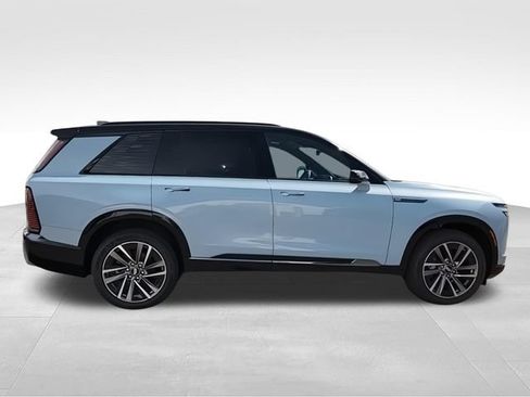 New 2026 Cadillac Vistiq Sport AWD/4WD image 9
