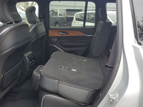 Certified 2022 Jeep Grand Cherokee Summit image 27