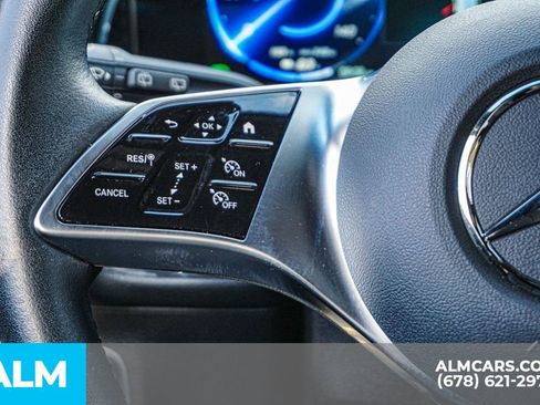 Used 2024 Mercedes-Benz EQB 250+ image 28