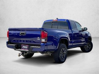 Used 2022 Toyota Tacoma SR5 w/ Technology Package RWD video 2