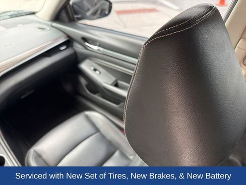 Used 2019 Nissan Altima 2.5 SL FWD image 18