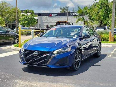 Used 2023 Nissan Altima 2.5 SR FWD image 28