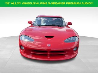 Used 2002 Dodge Viper RT/10 RWD video 2