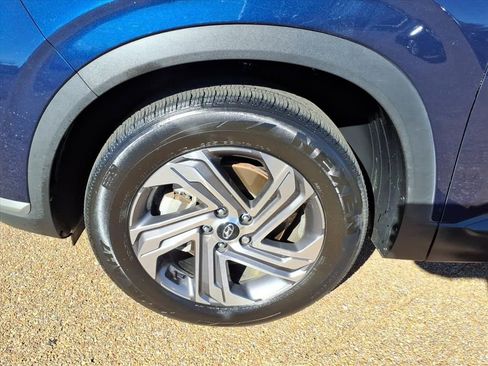 Used 2023 Hyundai Santa Fe SEL w/ Cargo Package image 9