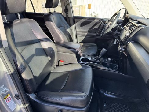 Used 2016 Toyota 4Runner Trail Premium image 4