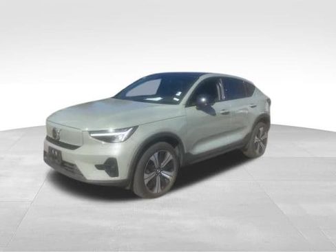 Used 2023 Volvo C40 P8 Recharge Plus w/ Climate Package AWD/4WD image 2