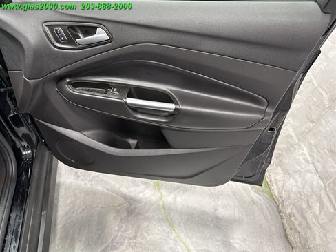 Used 2017 Ford C-MAX SE image 26