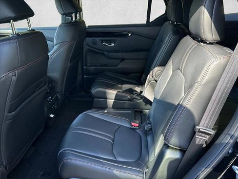 New 2025 Honda Pilot TrailSport image 19