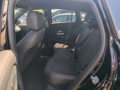 Certified 2025 Mercedes-Benz GLA 250 image 5