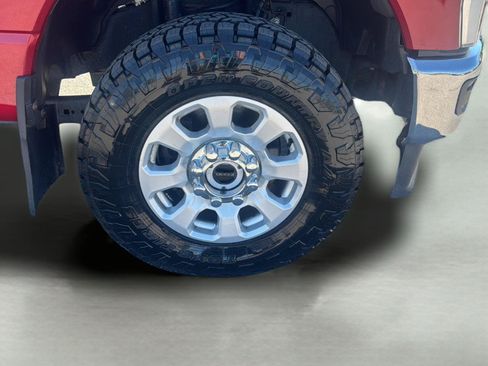 Used 2023 Ford F350 XLT AWD/4WD image 17