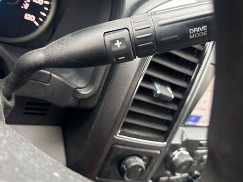 Used 2020 Ford F150 XLT image 26