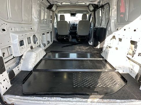 Used 2018 Ford Transit 250 130 Low Roof image 26