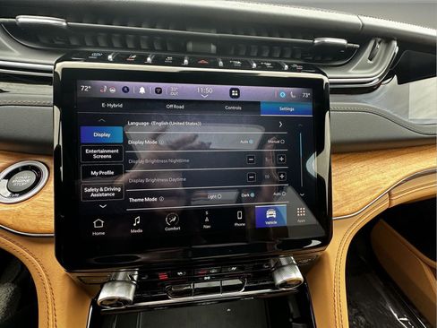 Used 2023 Jeep Grand Cherokee Summit image 40