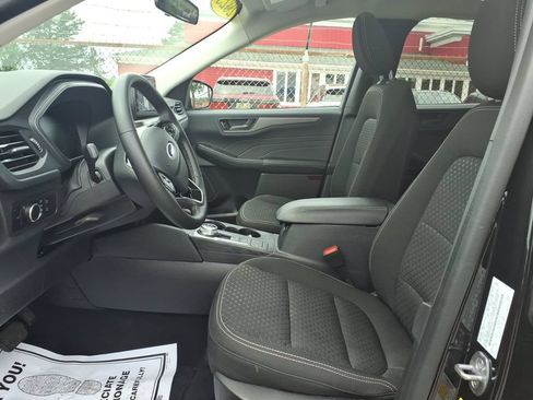 Certified 2023 Ford Escape Active AWD/4WD image 13