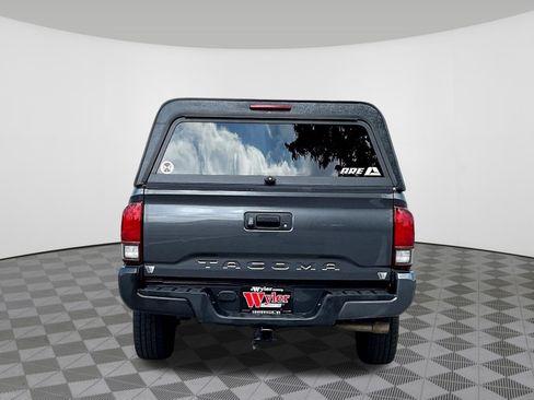 Used 2018 Toyota Tacoma SR w/ SR Convenience Package RWD image 5