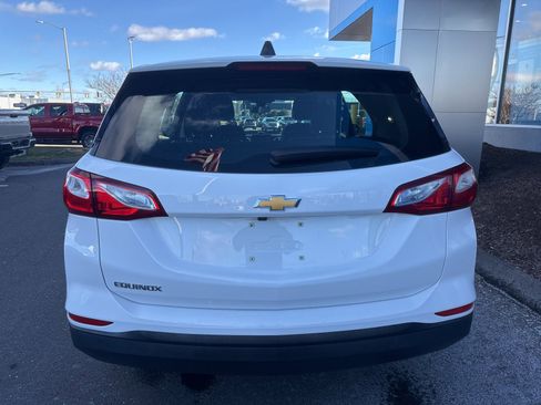 Used 2020 Chevrolet Equinox LS image 7