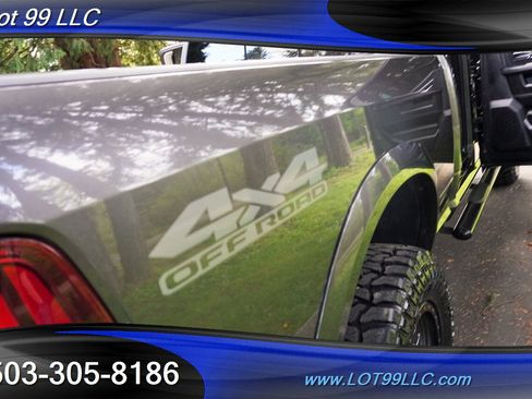 Used 2018 RAM 2500 Laramie w/ Sport Appearance Group AWD/4WD image 34
