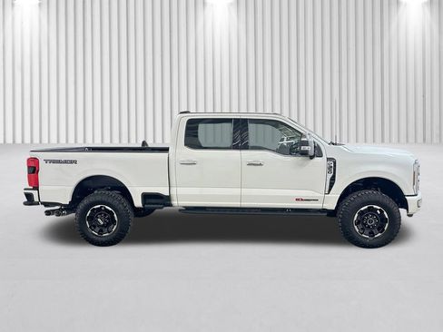 New 2026 Ford F350 Platinum w/ Platinum Plus Package AWD/4WD image 8