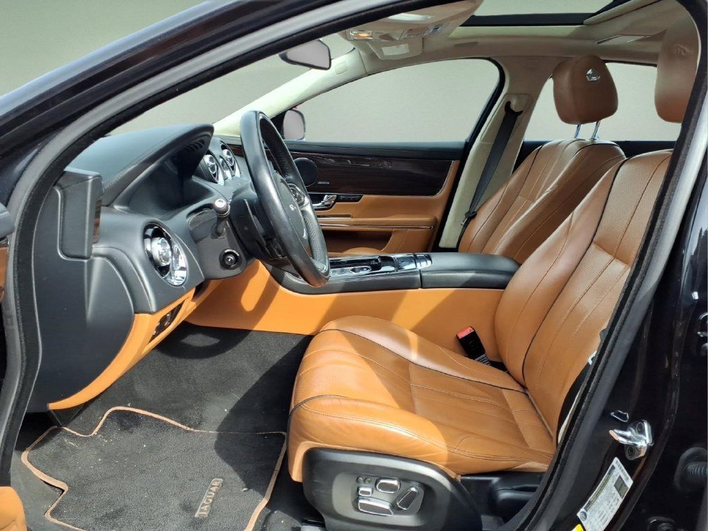 Used 2013 Jaguar XJ L Portfolio AWD/4WD image 4