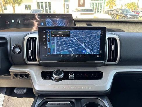 Certified 2025 Ford Expedition Active RWD image 27