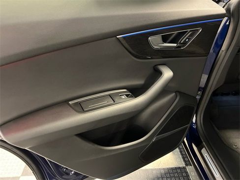 Used 2019 Audi Q8 Premium Plus image 18