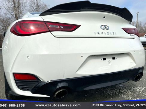 Used 2018 INFINITI Q60 Red Sport 400 w/ Sensory Package 3.0T Sport image 19