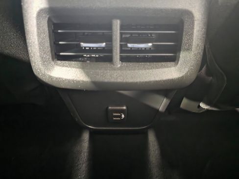 Used 2021 GMC Terrain SLE image 36