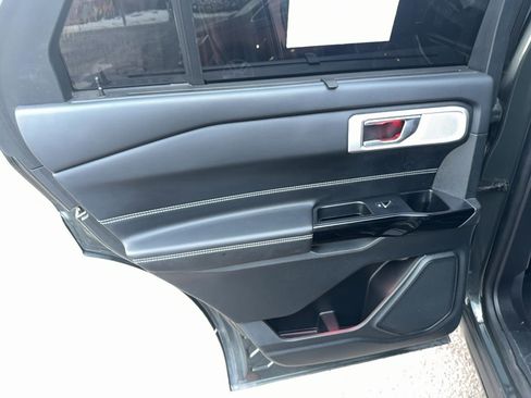 Used 2022 Ford Explorer ST w/ Equipment Group 401A image 13