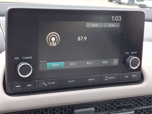 Used 2023 Honda HR-V LX image 16