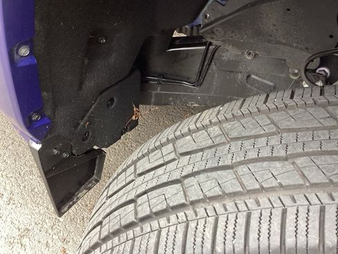 Used 2024 Toyota Tacoma TRD Sport image 7