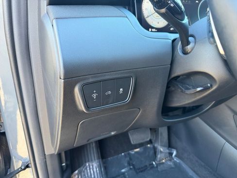 Used 2022 Hyundai Santa Cruz Limited AWD/4WD image 19