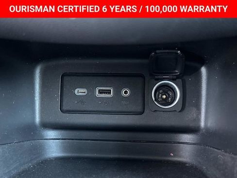 Certified 2021 Chevrolet Equinox LT image 24