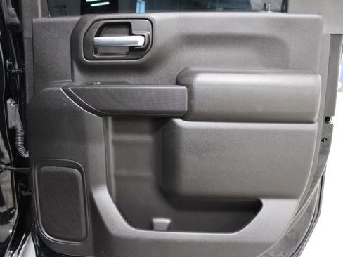 Used 2022 Chevrolet Silverado 2500 Custom w/ Custom Value Package image 24