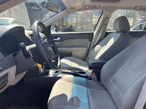 Used 2012 Ford Fusion SE FWD image 8