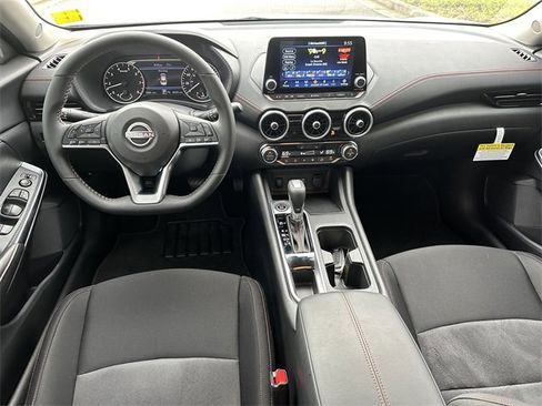 Certified 2025 Nissan Sentra SR image 23