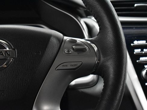 Used 2018 Nissan Murano Platinum image 10