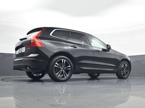 Used 2018 Volvo XC60 T5 Momentum w/ Convenience Package AWD/4WD image 26
