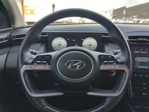 Used 2022 Hyundai Tucson Limited AWD/4WD image 17