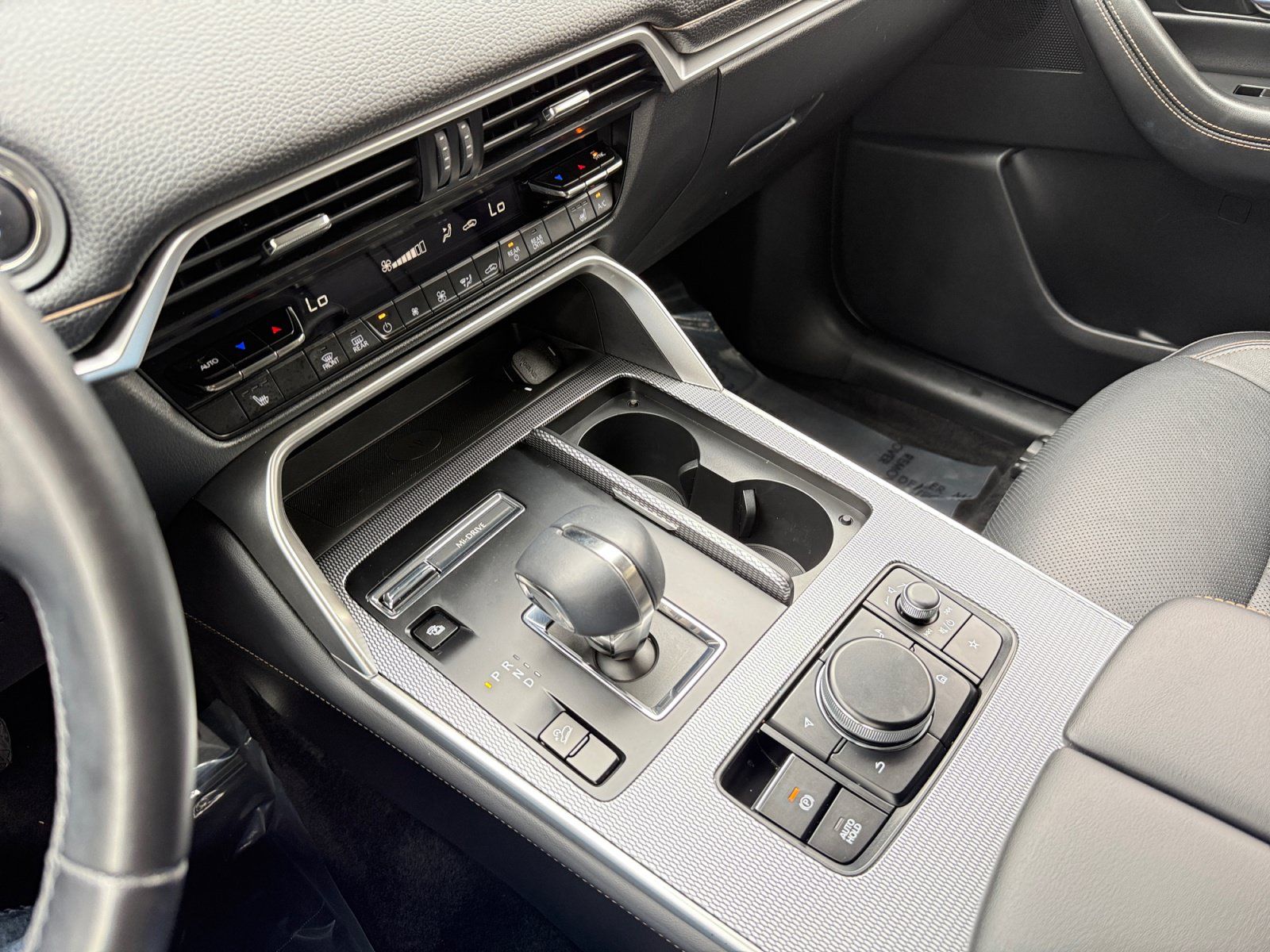 Certified 2025 MAZDA CX-90 Plug-In Hybrid w/ Preferred AWD/4WD image 13
