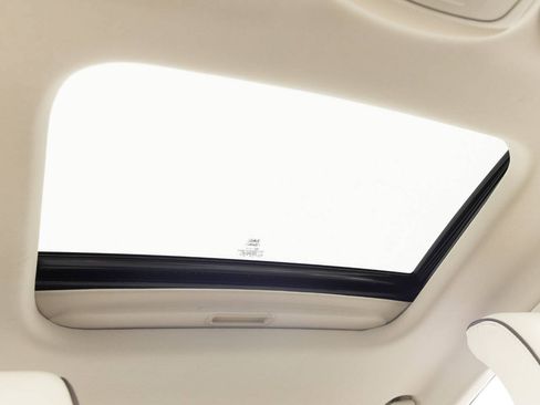 Used 2017 Ford Fusion Platinum AWD/4WD image 30