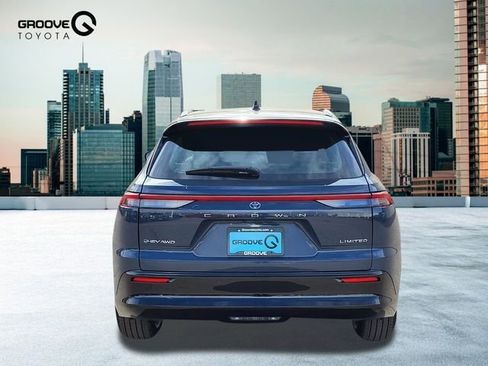 New 2026 Toyota Crown Signia image 4