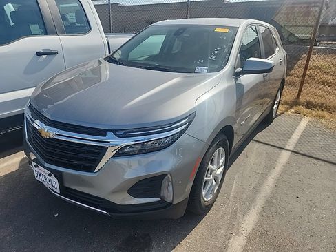 Used 2024 Chevrolet Equinox LT FWD image 4