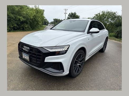 Used 2021 Audi Q8 Premium Plus AWD/4WD image 1