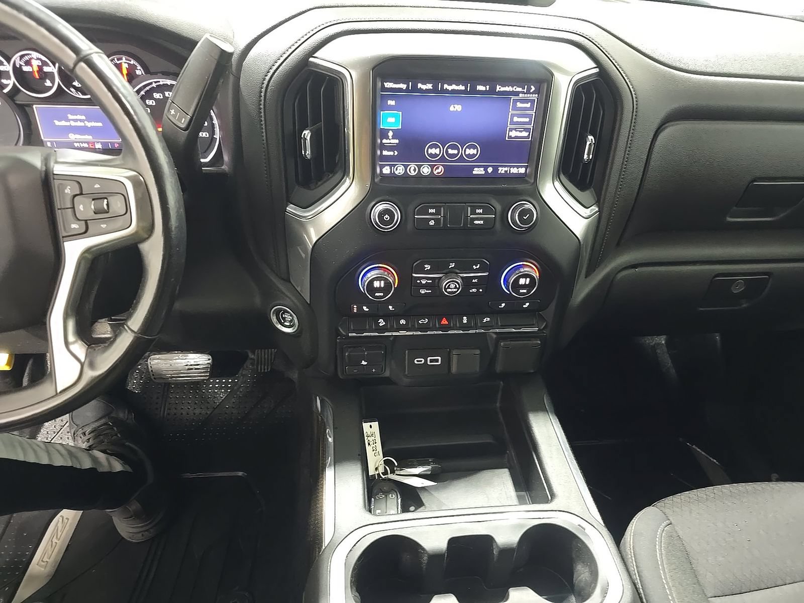 Used 2019 Chevrolet Silverado 1500 RST AWD/4WD image 9