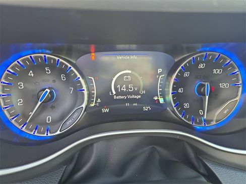 New 2026 Chrysler Pacifica Select w/ S Appearance Package image 16