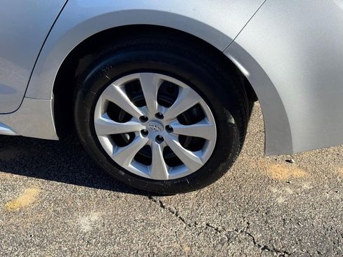 Used 2024 Toyota Corolla LE image 6