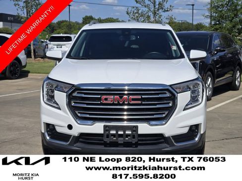 Used 2024 GMC Terrain SLT AWD/4WD image 11