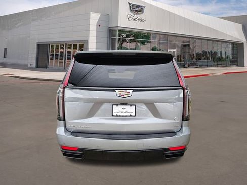 Used 2024 Cadillac Escalade Sport w/ Touring Package image 5