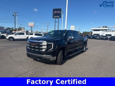 Certified 2022 GMC Sierra 1500 SLE w/ Preferred Package image 3