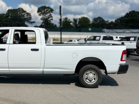 Used 2022 RAM 2500 Tradesman RWD image 10